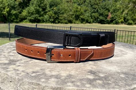 nylon vs leather gun belt